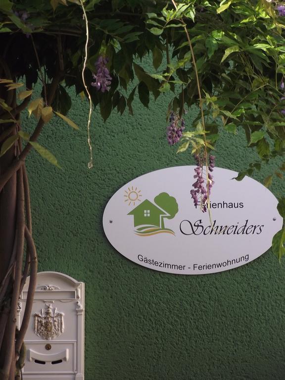 Kröv Ferienhaus Schneiders מראה חיצוני תמונה